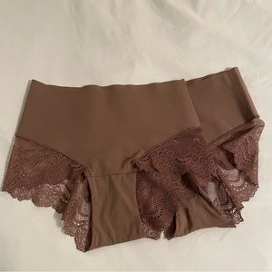 NWOT SET OF TWO undie-tectable panty